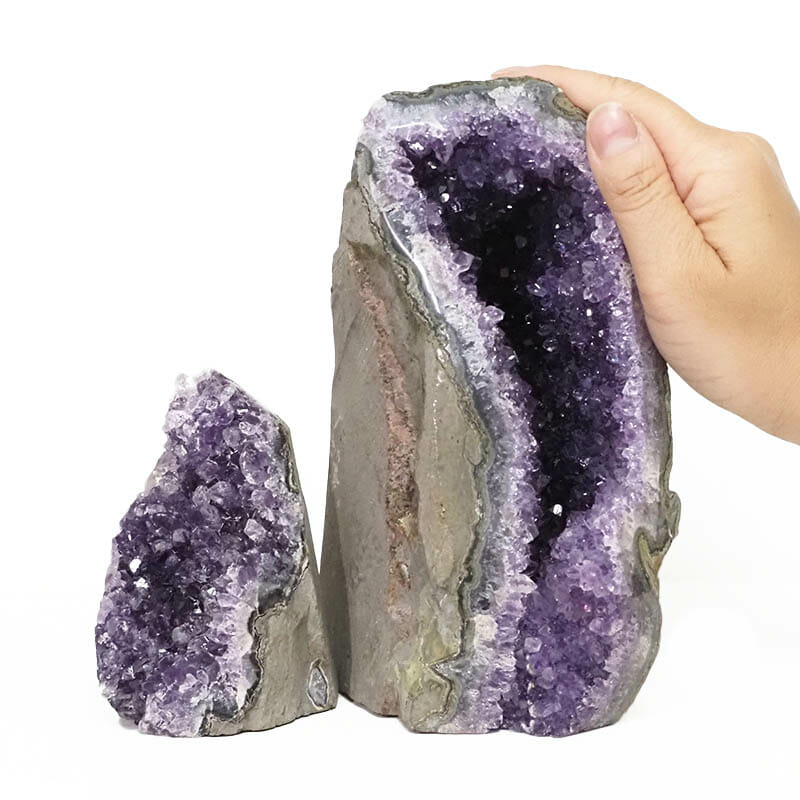 2.46kg Amethyst Polished Crystal Geode Specimen Set 2 Pieces DS2008 4 Amethyst Polished Crystal Geode Specimen Set 2 Pieces DS2008 | Himalayan Salt Factory