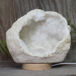 3.11kg Natural Calcite Geode Lamp with Large LED Light Base DN1664 8 3.11kg Natural Calcite Geode Lamp with Large LED Light Base DN1664 | Himalayan Salt Factory