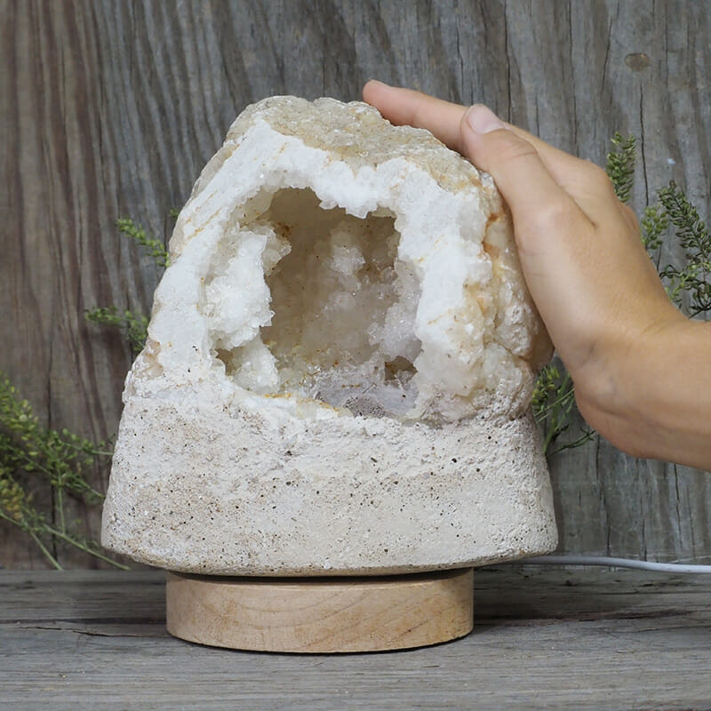 2.18kg Natural Calcite Geode Lamp with Large LED Light Base DN1679 5 2.18kg Natural Calcite Geode Lamp with Large LED Light Base DN1679 | Himalayan Salt Factory