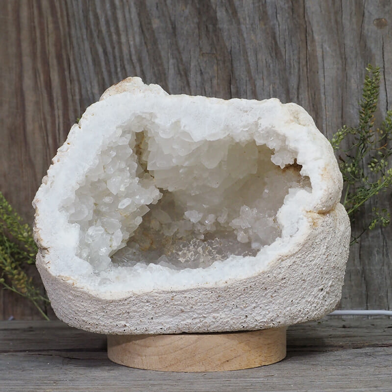 2.32kg Natural Calcite Geode Lamp with Large LED Light Base DN1682 4 2.32kg Natural Calcite Geode Lamp with Large LED Light Base DN1682 | Himalayan Salt Factory