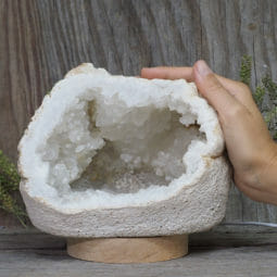 2.32kg Natural Calcite Geode Lamp with Large LED Light Base DN1682 9 2.32kg Natural Calcite Geode Lamp with Large LED Light Base DN1682 | Himalayan Salt Factory