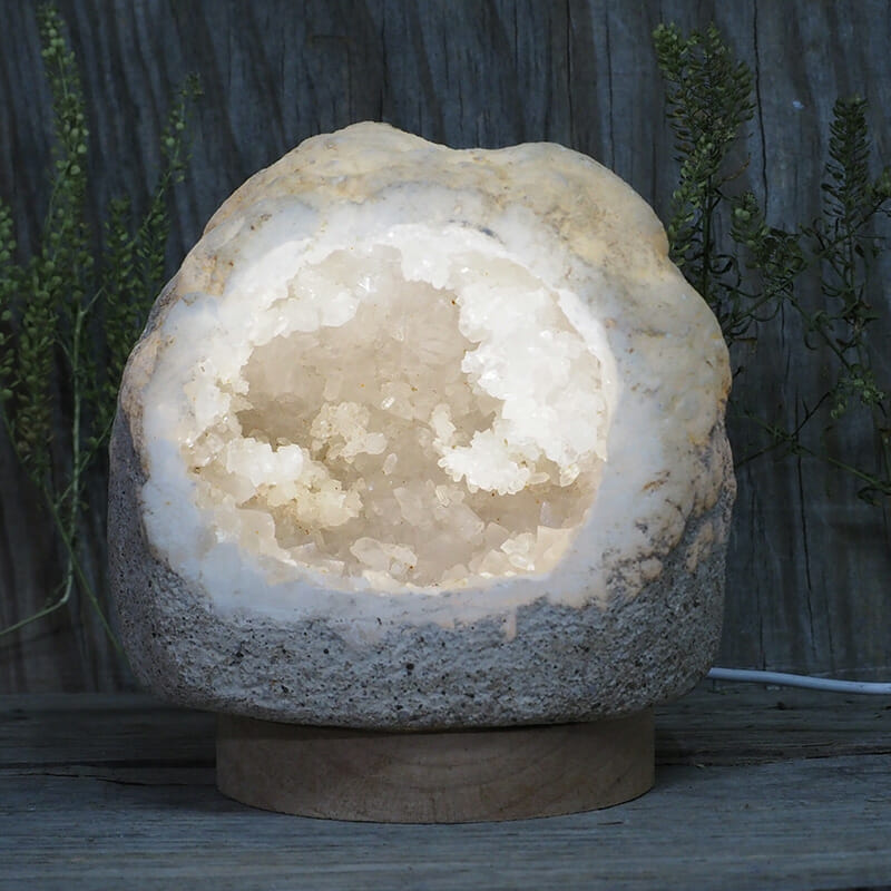1.97kg Natural Calcite Geode Lamp with Large LED Light Base DN1652 3 1.97kg Natural Calcite Geode Lamp with Large LED Light Base DN1652 | Himalayan Salt Factory