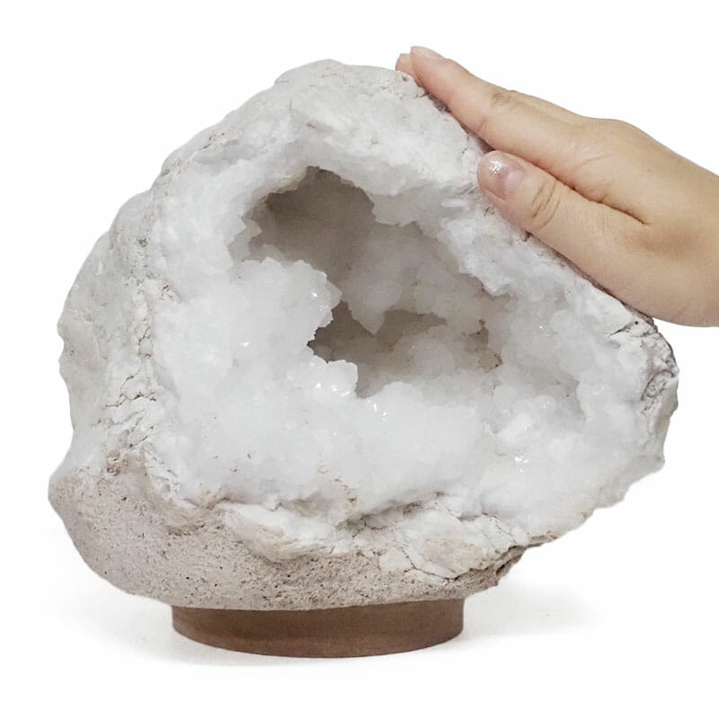 4.70kg Natural Calcite Geode Lamp with Large LED Light Base DS2104 5 Natural Calcite Geode Lamp with Large LED Light Base DS2104 | Himalayan Salt Factory