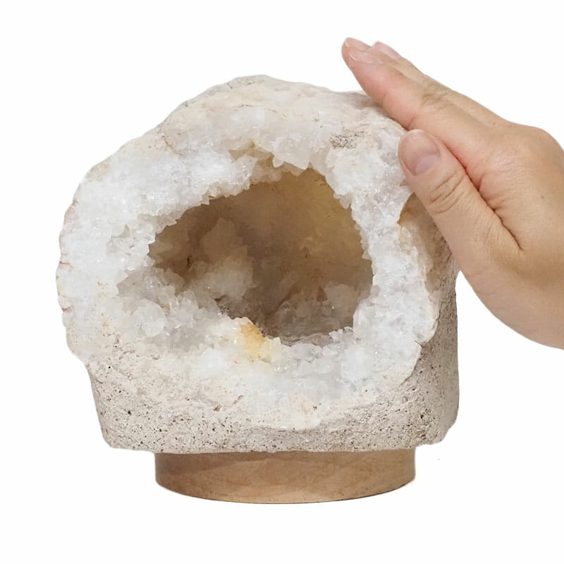 3.2kg Natural Calcite Geode Lamp with Large LED Light Base DS2118 5 Natural Calcite Geode Lamp with Large LED Light Base DS2118| Himalayan Salt Factory