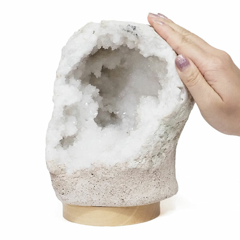 3.13kg Natural Calcite Geode Lamp with Large LED Light Base DB404 5 3.13kg Natural Calcite Geode Lamp with Large LED Light Base DB404 | Himalayan Salt Factory
