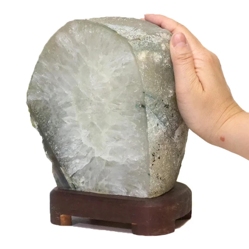 3.90kg Natural Agate Lamp – Timber Base S832 5 Natural Agate Lamp - Timber Base S832 | Himalayan Salt Factory