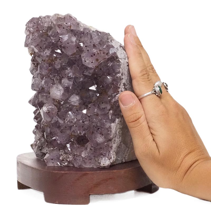 2.86kg Amethyst Crystal Lamp with Timber Base DB530 5 2.86kg Amethyst Crystal Lamp with Timber Base DB530 | Himalayan Salt Factory