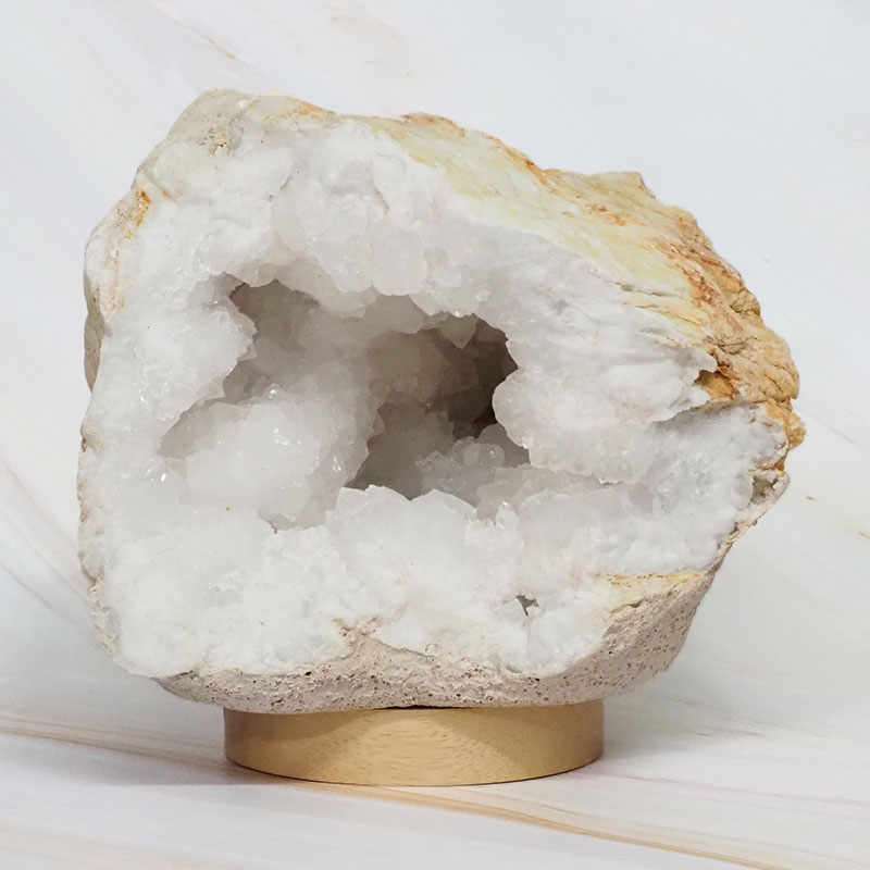 4.38kg Natural Calcite Geode Lamp with Large LED Light Base DB534 4 4.38kg Natural Calcite Geode Lamp with Large LED Light Base DB534 | Himalayan Salt Factory