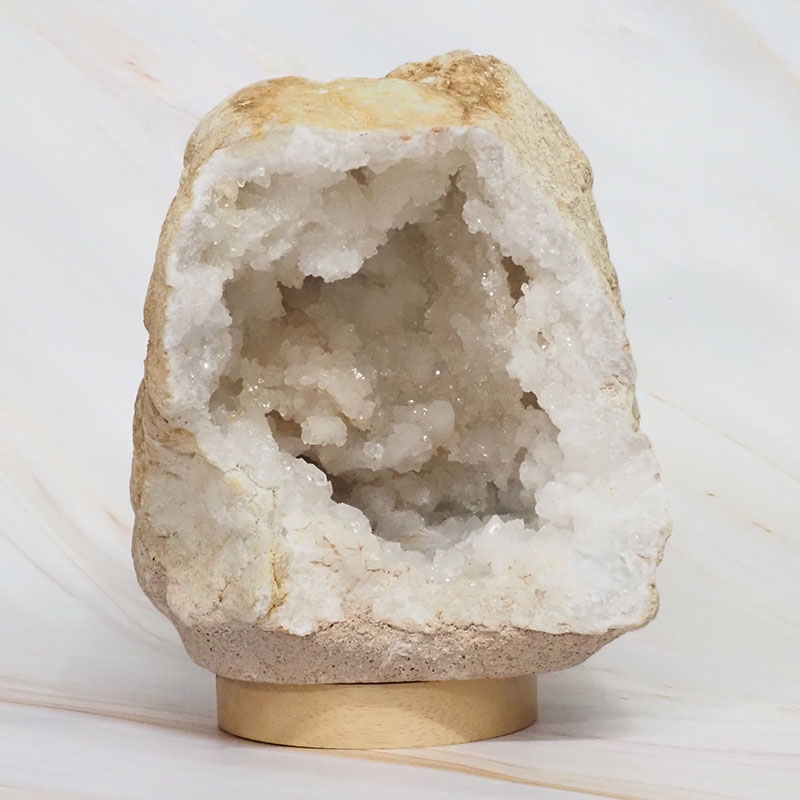 4.48kg Natural Calcite Geode Lamp with Large LED Light Base DB535 4 4.48kg Natural Calcite Geode Lamp with Large LED Light Base DB535 | Himalayan Salt Factory