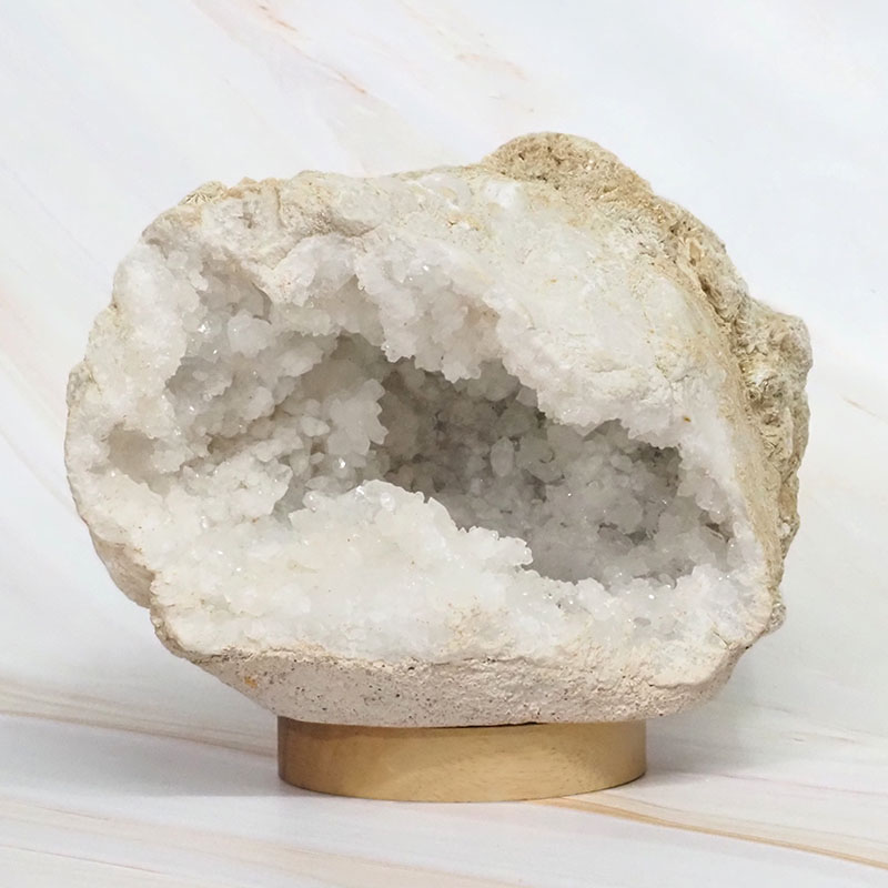 3.70kg Natural Calcite Geode Lamp with Large LED Light Base DB536 4 3.70kg Natural Calcite Geode Lamp with Large LED Light Base DB536 | Himalayan Salt Factory