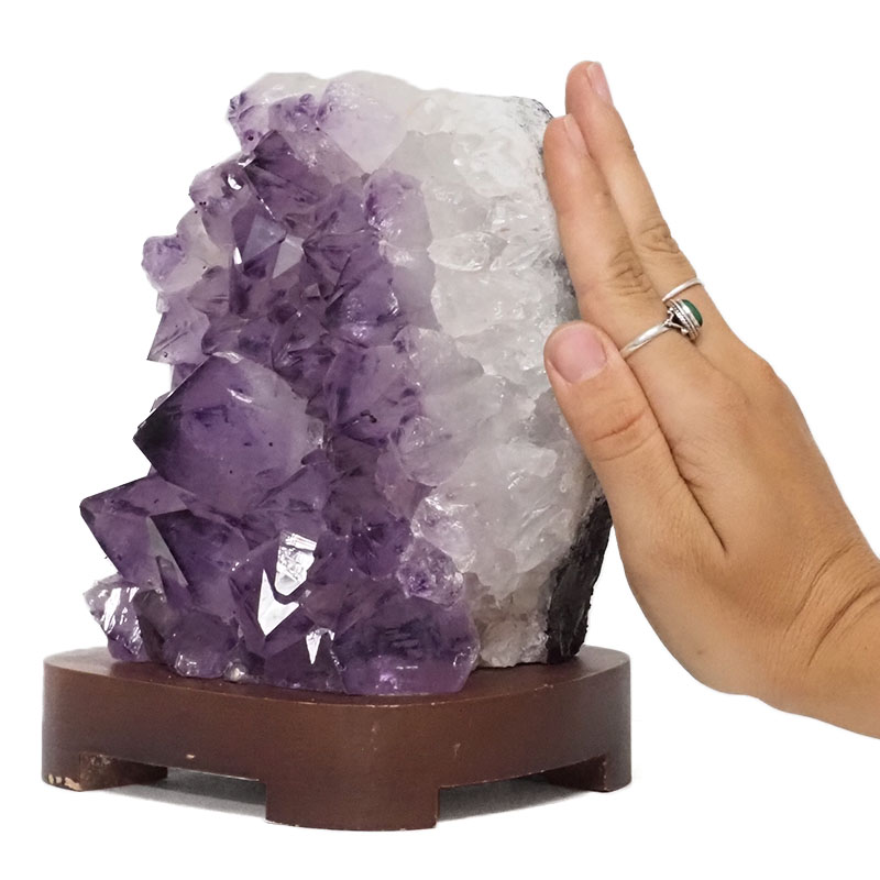 2.62kg Amethyst Crystal Lamp with Timber Base DS2320 5 2.62kg Amethyst Crystal Lamp with Timber Base DS2320 | Himalayan Salt Factory