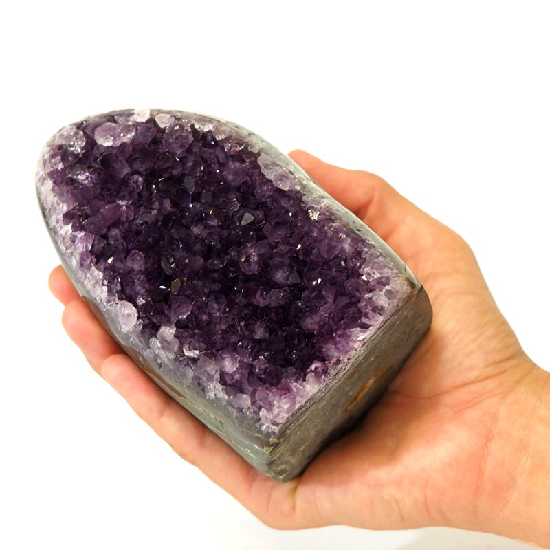 1.00kg Amethyst Polished Crystal Geode Specimen CF373 5 1.00kg Amethyst Polished Crystal Geode Specimen CF373 | Himalayan Salt Factory