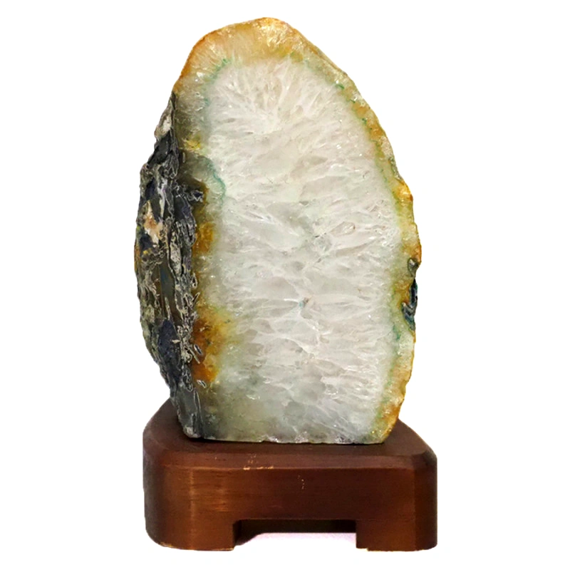 1.32kg Natural Agate Lamp – Timber Base J1433 3 1.32kg Natural Agate Lamp – Timber Base J1433 | Himalayan Salt Factory