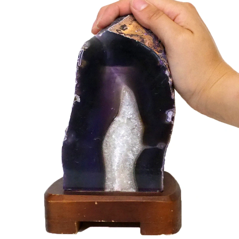 1.27kg Purple Agate Lamp - Timber Base J1434 5 1.27kg Purple Agate Lamp - Timber Base J1434 | Himalayan Salt Factory