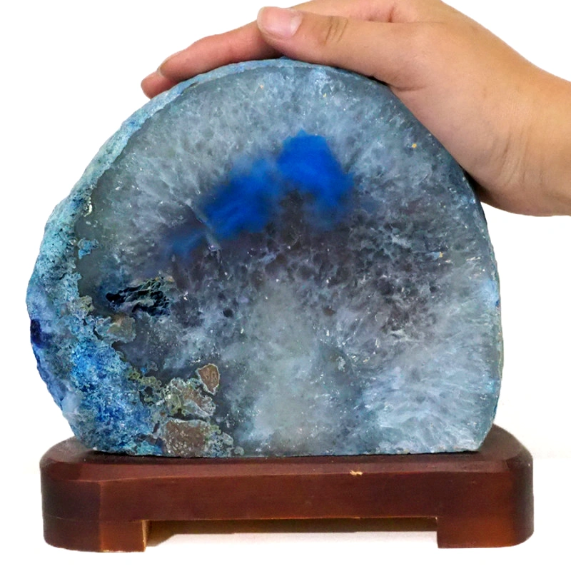 2.45kg Blue Agate Lamp - Timber Base J1442 5 2.45kg Blue Agate Lamp - Timber Base J1442 | Himalayan Salt Factory