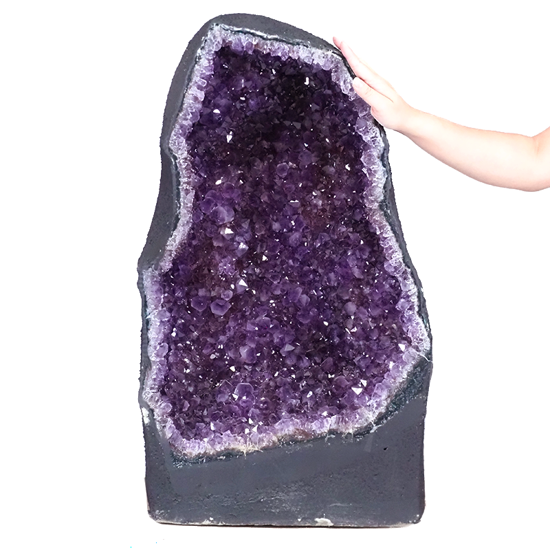 79kg Amethyst Cathedral Geode - A Grade DS2465 4 Amethyst Cathedral Geode - A Grade DS2465 | Himalayan Salt Factory