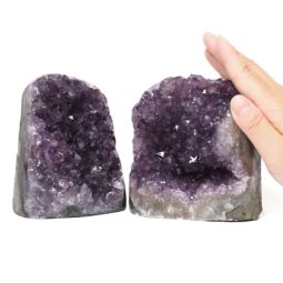 1.89kg Amethyst Polished Crystal Geode Specimen Set 2 Pieces DK875 5 Amethyst Polished Crystal Geode Specimen Set 2 DK875 | Himalayan Salt Factory