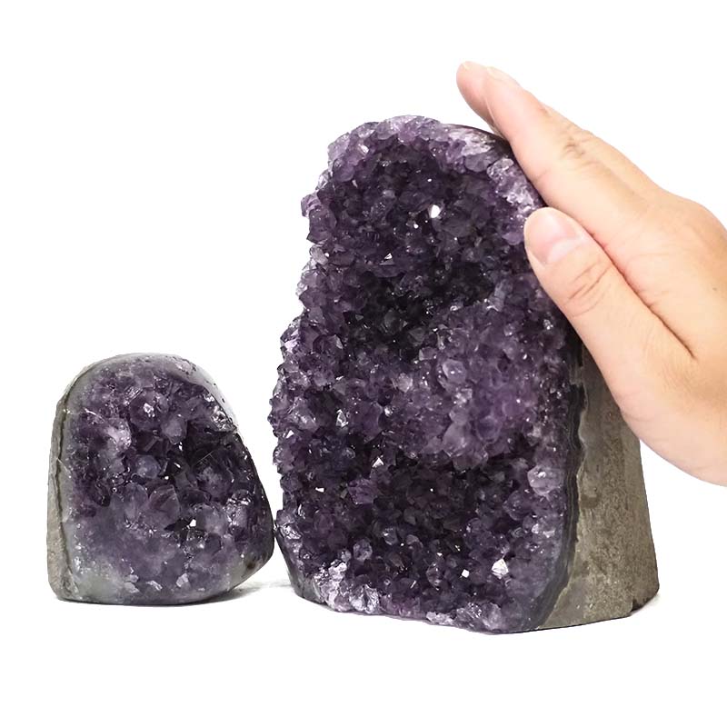 2.20kg Amethyst Polished Crystal Geode Specimen Set 2 Pieces DK879 4 Amethyst Polished Crystal Geode Specimen Set 2 DK879 | Himalayan Salt Factory
