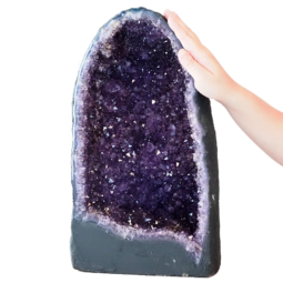 15.75kg Amethyst Cathedral Geode - A Grade DS2469 5 Amethyst Cathedral Geode - A Grade DS2469 | Himalayan Salt Factory
