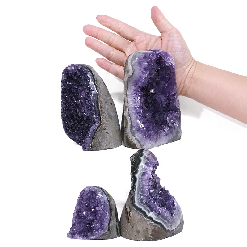 2.94kg Amethyst Polished Crystal Geode Specimen Set 4 Pieces DV8 4 Amethyst Polished Crystal Geode Specimen Set 4 Pieces DV8 | Himalayan Salt Factory