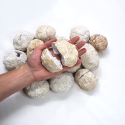 Natural-Calcite-Geode-Druze-Pieces-Parcel-S1326 | Himalayan Salt Factory