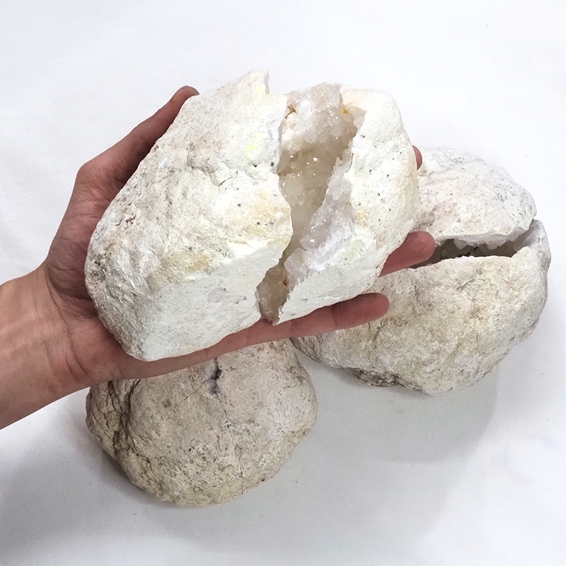 5kg Natural Calcite Geode Druze Pieces Parcel S1332 4 Natural-Calcite-Geode-Druze-Pieces-Parcel-S1332 | Himalayan Salt Factory