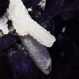 190kg Amethyst Geode BOX50 12 Amethyst Geode BOX50 | Crystal Factory