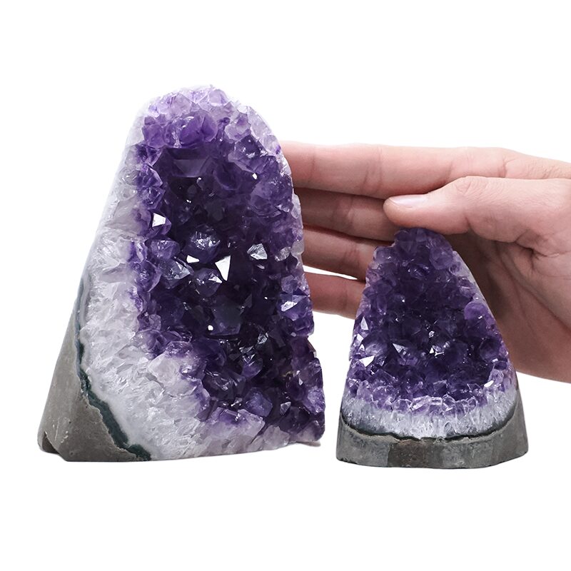 1.8kg Amethyst Crystal Geode Specimen Set 2 Pieces DV230 4 Amethyst Crystal Geode Specimen Set 2 Pieces DV230 | Crystal Factory