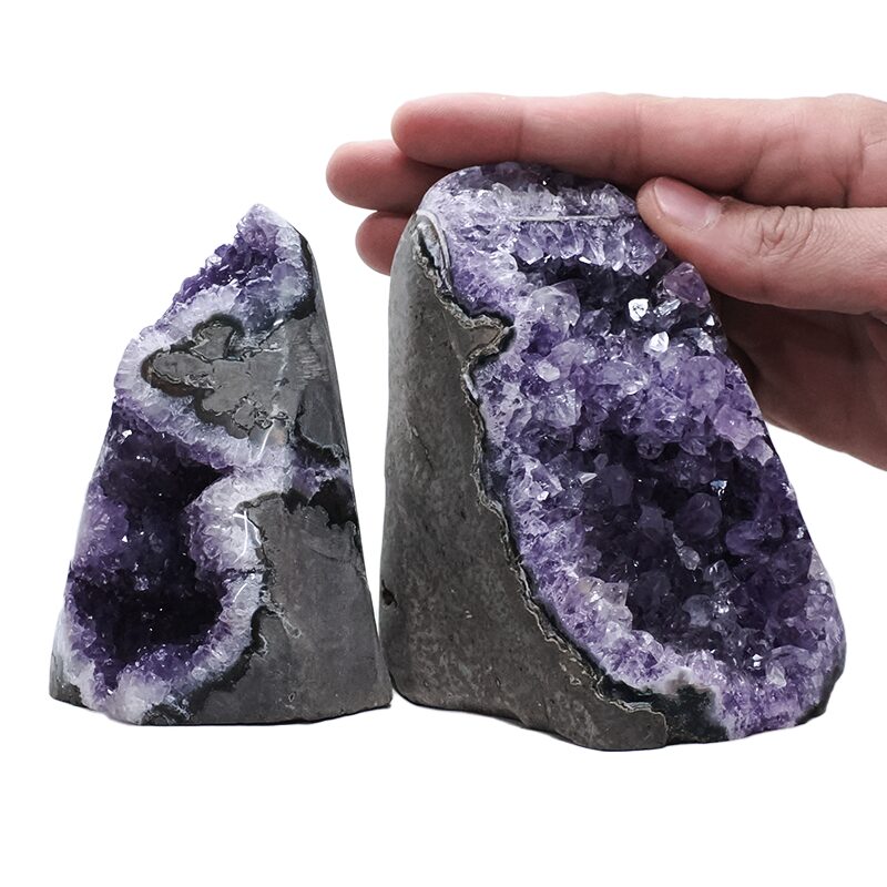 1.5kg Amethyst Crystal Geode Specimen Set 2 Pieces DV231 4 Amethyst Crystal Geode Specimen Set 2 Pieces DV231 | Crystal Factory