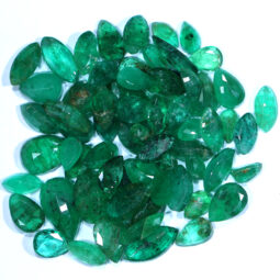 Emerald Faceted Stones Parcel 70 pieces DV192 | Crystal Factory