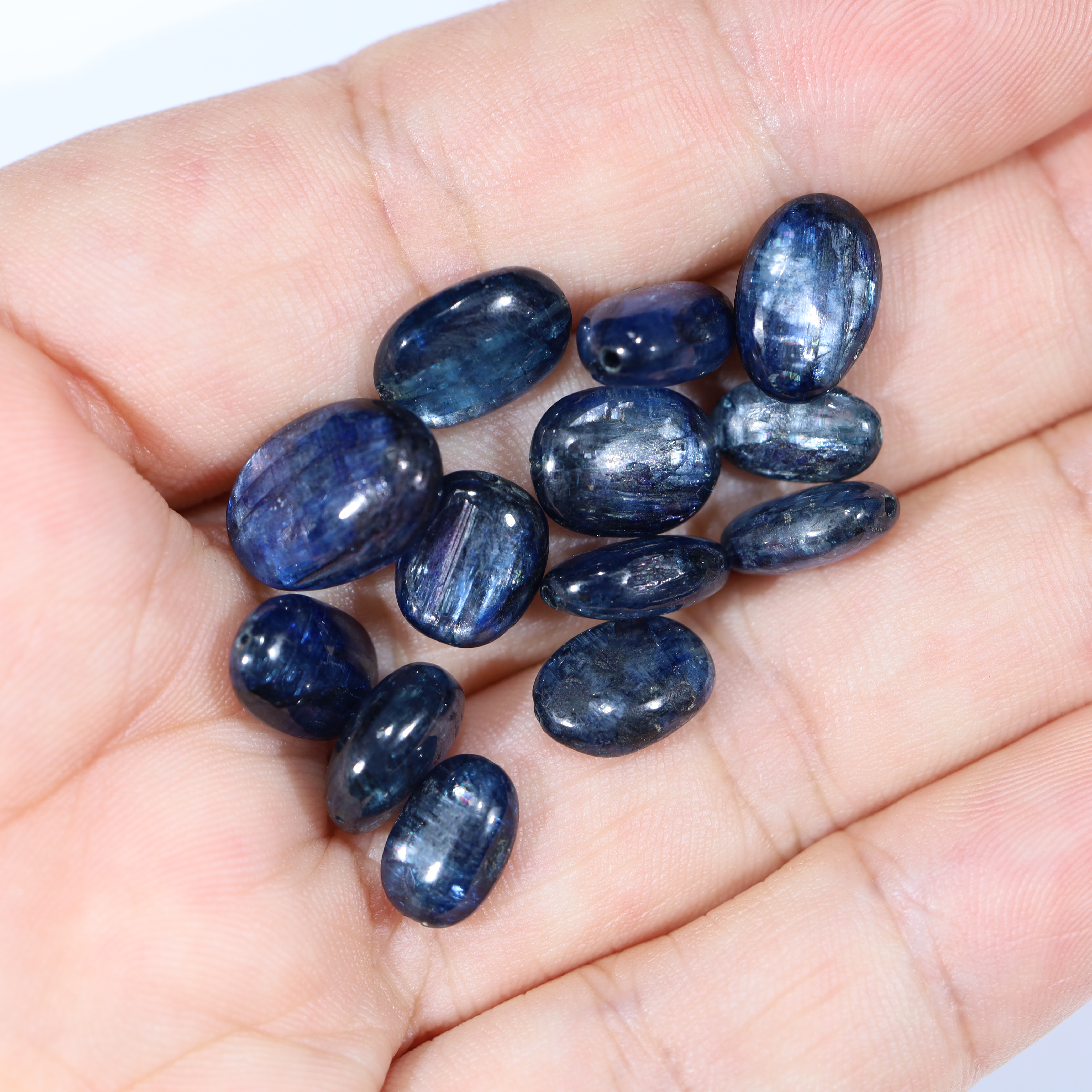 Kyanite Faceted Stones Parcel 13 pieces DV195 4 Kyanite Faceted Stones Parcel 13 pieces DV195 | Crystal Factory