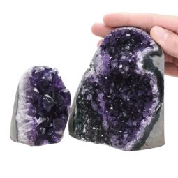 1.3kg Amethyst Crystal Geode Specimen Set 2 Pieces DV261 5 Amethyst Crystal Geode Specimen Set 2 Pieces DV261 | Crystal Factory
