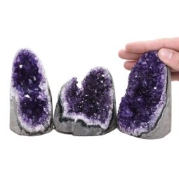 1.5kg Amethyst Crystal Geode Specimen Set 3 Pieces DV273 5 Amethyst Crystal Geode Specimen Set 3 Pieces DV273 | Crystal Factory