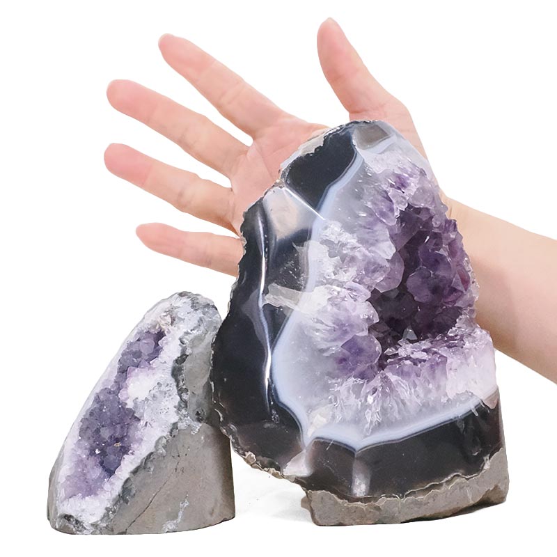 2.80kg Amethyst Polished Crystal Geode Specimen Set 2 Pieces DV330 4 Amethyst Polished Crystal Geode Specimen Set 2 Pieces DV330 | Crystal Factory