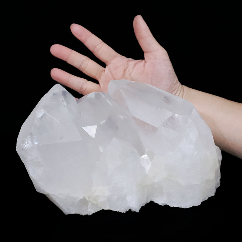 4.89kg Clear Quartz Cluster DB760 5 Clear Quartz Cluster DB760 | Crystal Factory