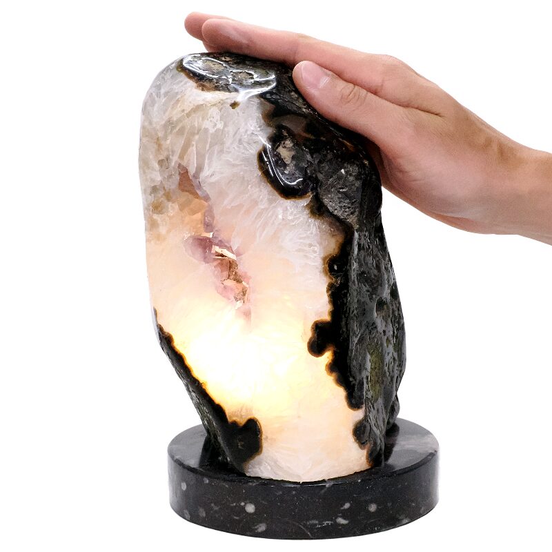 5.70kg Brazilian River Agate Lamp with LED Bulb N2210 4 Brazilian River Agate Lamp with LED Bulb N2210 | Crystal Factory
