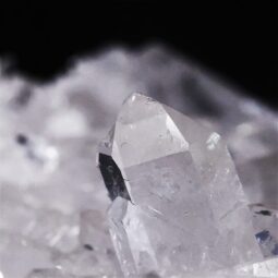 9.8kg Clear Quartz Cluster DS3071 11 Clear Quartz Cluster DS3071 | Crystal Factory