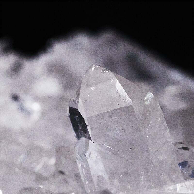 9.8kg Clear Quartz Cluster DS3071 7 Clear Quartz Cluster DS3071 | Crystal Factory