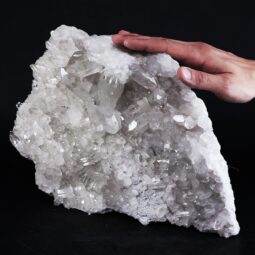 4.9kg Clear Quartz Cluster DS3073 8 Clear Quartz Cluster DS3073 | Crystal Factory
