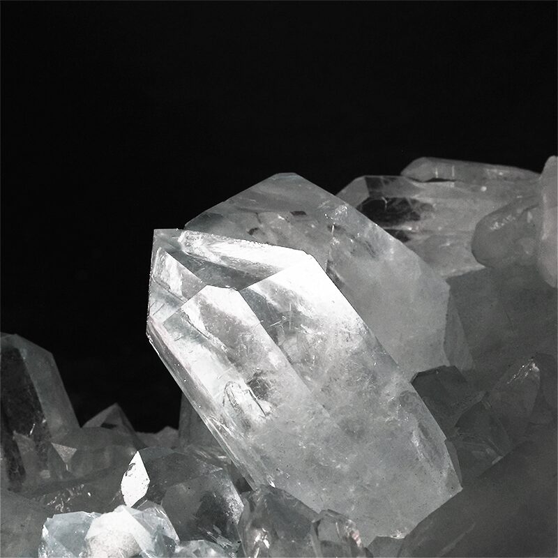 4.9kg Clear Quartz Cluster DS3073 7 Clear Quartz Cluster DS3073 | Crystal Factory