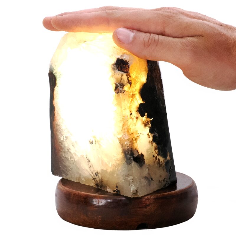 1.9kg Crystal Quartz River Agate Lamp - White LED Bulb N2363 4 Crystal Quartz River Agate Lamp - White LED Bulb N2363 | Crystal Factory