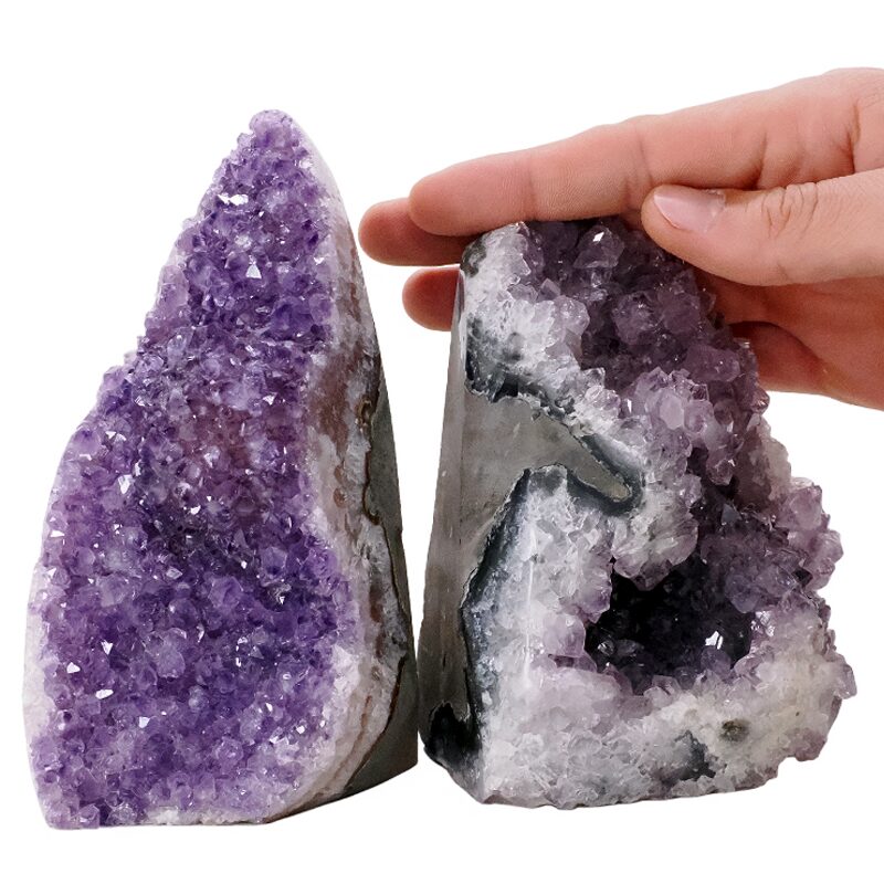 1.9kg Amethyst Polished Crystal Geode Specimen Set 2 Pieces L550 4 Amethyst Polished Crystal Geode Specimen Set 2 Pieces L550 | Crystal Factory