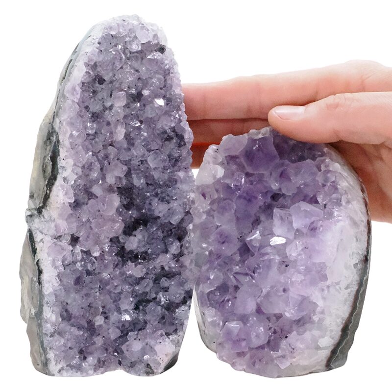 1.8kg Amethyst Polished Crystal Geode Specimen Set 2 Pieces L576 4 Amethyst Polished Crystal Geode Specimen Set 2 Pieces L576 | Crystal Factory