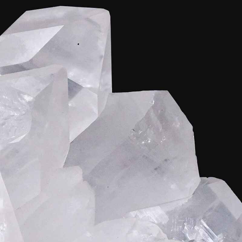 4.3kg Clear Quartz Cluster S1723 7 Clear Quartz Cluster S1723 | Crystal Factory